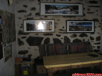 Interior del refugio