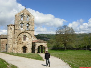 12.-Preciosa Iglesia Románica del siglo XII en S.Salvador de Cantamuda
