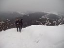 18- A menos de 10 minutos de la cima  comenzó a nevar con fuerza 