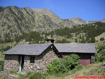 Bordes de la Coruvilla. (1.880m).