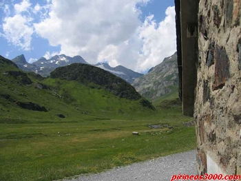 Vistas del Vignemale desde la puerta de la Cabaña