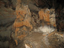 13- Columnas, en la Sala de las Arañas.