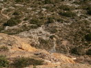 Una travesía y se alcanza una tirolina. En la foto se ve el contrapeso. Ferrata Cágate Lorito. 