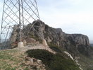 Después de descender por una senda llegamos a la pista principal que nos llevara al collado de la Portella.