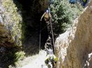 Cruzando el Puente de Cables. 15-4-16.