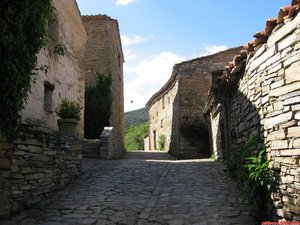 UNA CALLE DE VALDEVILLA