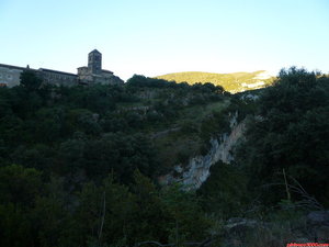 Vista de Rodellar desde el fondo del Barranco