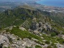 La bajada hacia las dos torres eléctricas